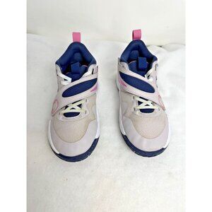 WOMEN'S NIKE TEAM HUSTLE SZ 4 YOUTH PINK AND BLUE